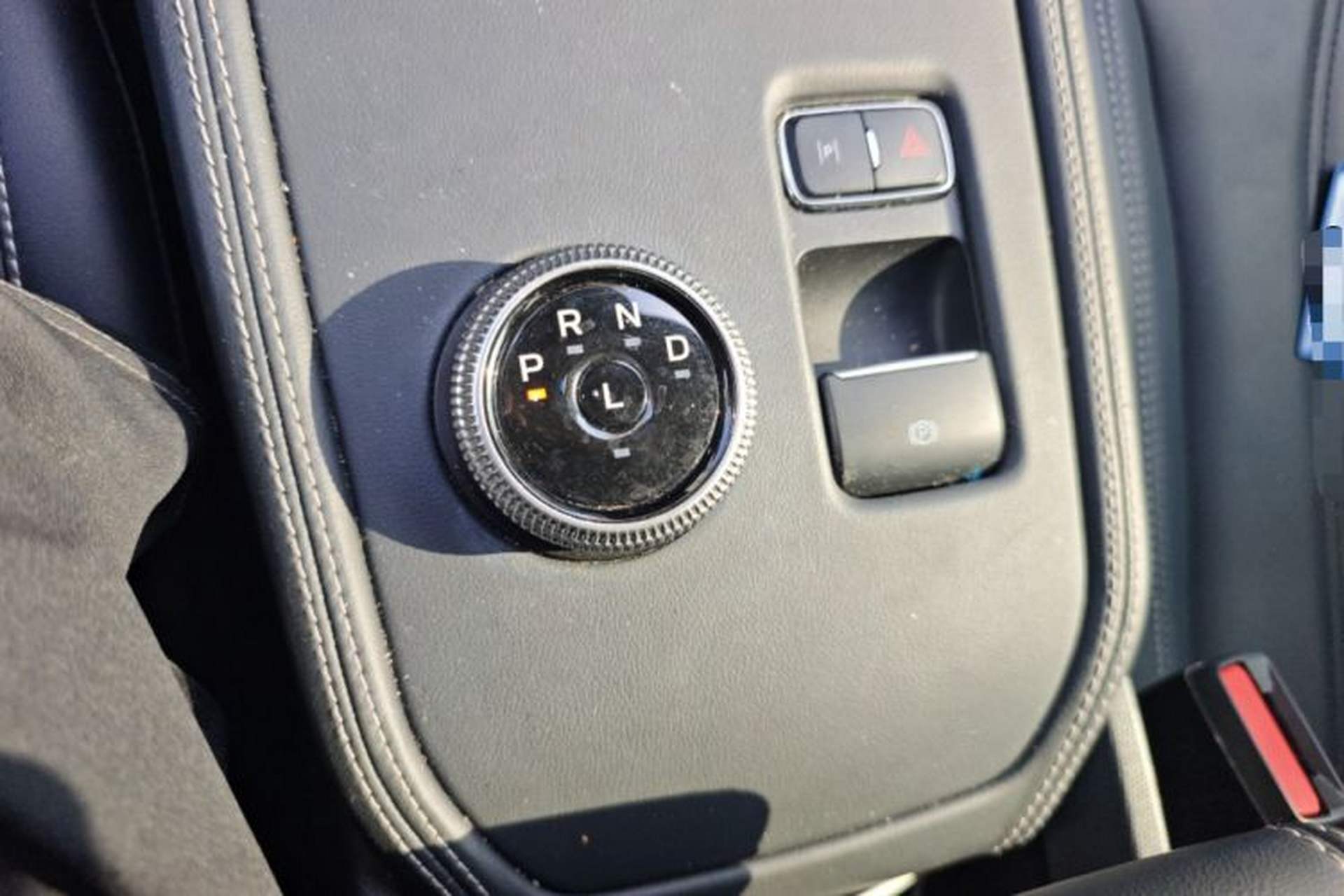 Used Ford Mustang Mach-E 2021 Leap Edition Rear-Drive Version (Standard Range) Gear Lever
