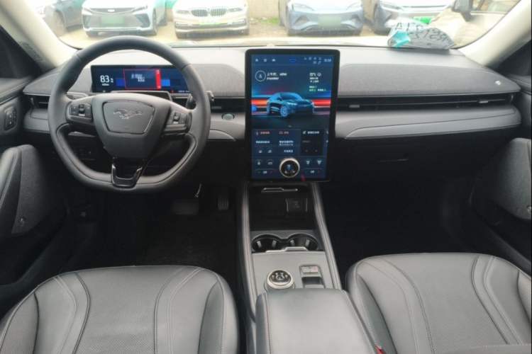 Used Ford Mustang Mach-E 2021 AION Y Plus Rear-Drive Luxury Edition (Long Range) Interior 1