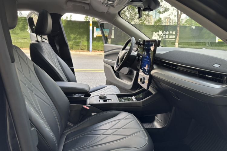 Used Ford Mustang Mach-E 2021 Leap Edition Rear-Drive Version (Standard Range) Interior 11