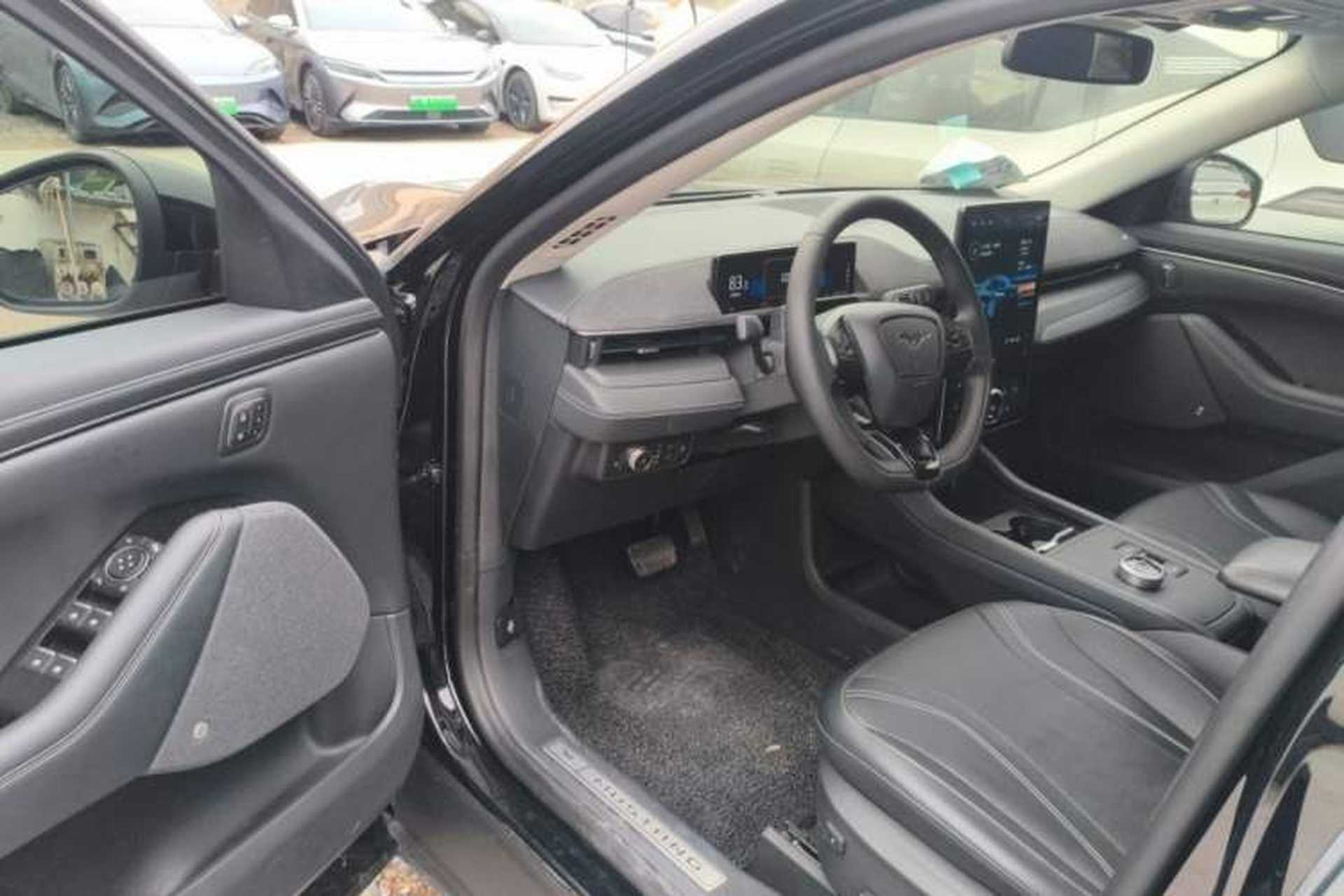 Used Ford Mustang Mach-E 2021 AION Y Plus Rear-Drive Luxury Edition (Long Range) Interior 2