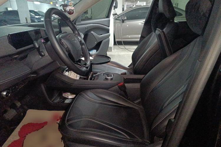 Used Ford Mustang Mach-E 2021 AION Y Plus Rear-Drive Luxury Edition (Long Range) Left Front Seat
