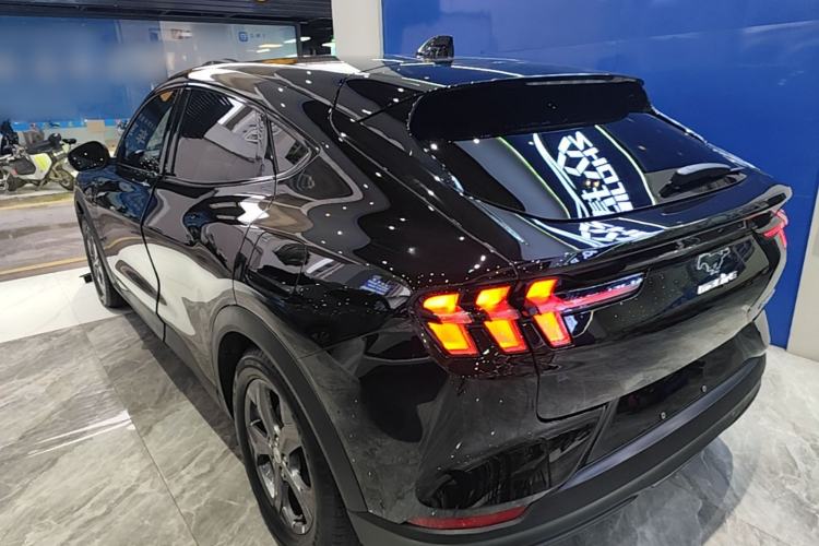 Used Ford Mustang Mach-E 2021 Leap Edition Rear-Drive Version (Standard Range) Rear Left 45 Deg