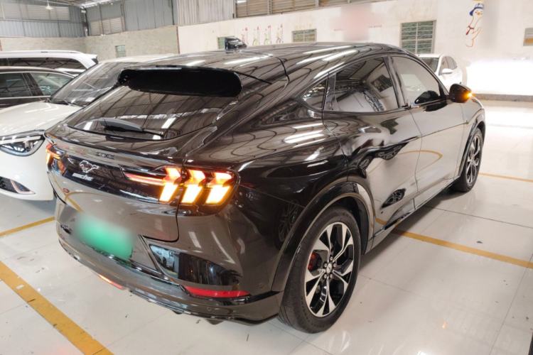 Used Ford Mustang Mach-E 2021 AION Y Plus Rear-Drive Luxury Edition (Long Range) Rear Right 45 Deg