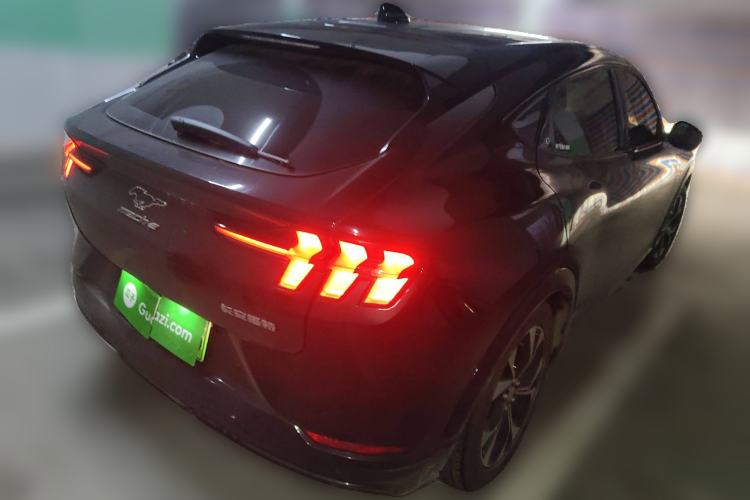 Used Ford Mustang Mach-E 2021 AION Y Plus Rear-Drive Luxury Edition (Long Range) Rear Right 45 Deg