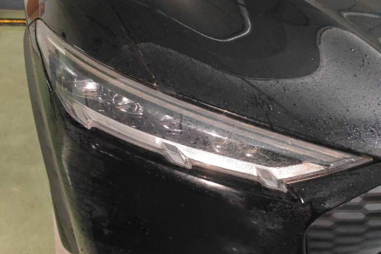 Used Ford Mustang Mach-E 2021 Leap Edition Rear-Drive Version (Standard Range) Right Front Headlight