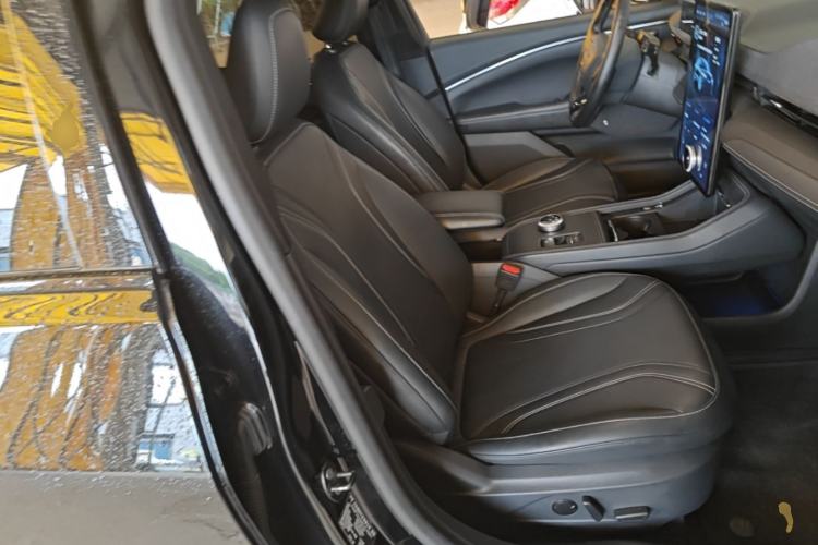Used Ford Mustang Mach-E 2021 Wujiang Rear-Drive Version (Long Range) Right Front Seat