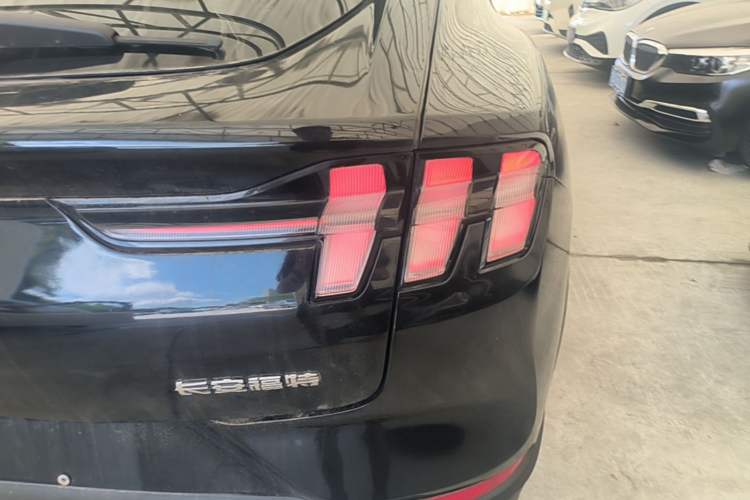 Used Ford Mustang Mach-E 2021 Leap Edition Rear-Drive Version (Standard Range) Right Rear Taillight