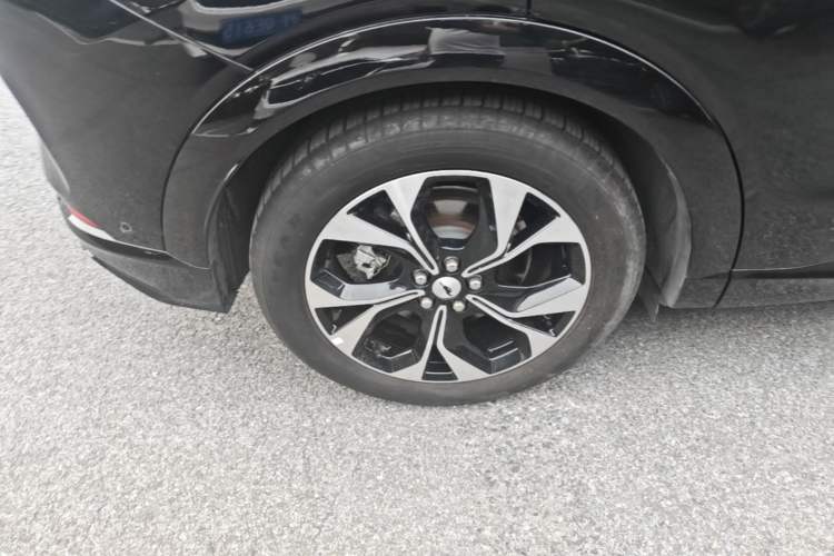 Used Ford Mustang Mach-E 2021 Wujiang Rear-Drive Version (Long Range) Right Rear Wheel Hub