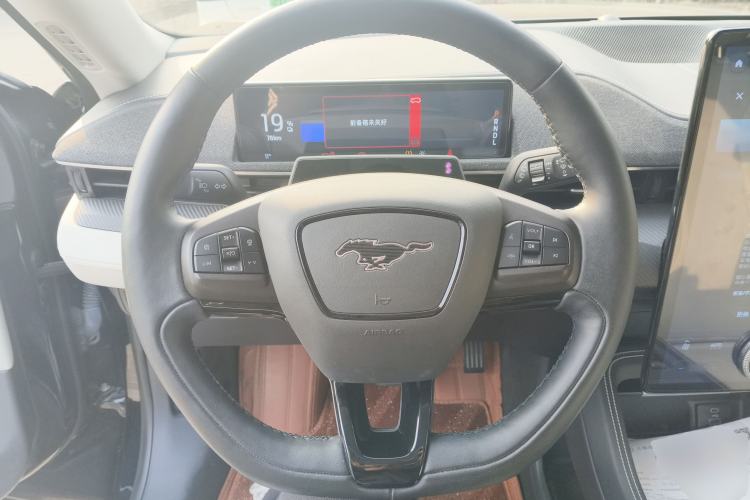 Used Ford Mustang Mach-E 2021 AION Y Plus Rear-Drive Luxury Edition (Long Range) Steering Wheel