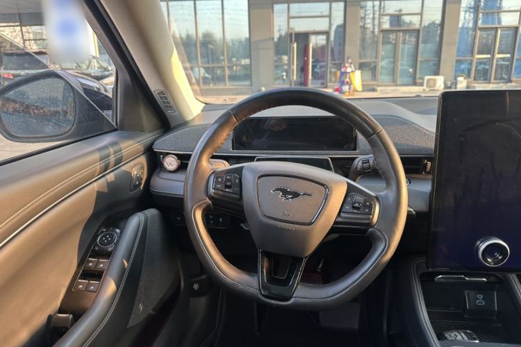 Used Ford Mustang Mach-E 2021 AION Y Plus Rear-Drive Luxury Edition (Long Range) Steering Wheel