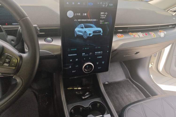 Used Ford Mustang Mach-E 2021 Leap Edition Rear-Drive Version (Standard Range) Audio And AC Panel
