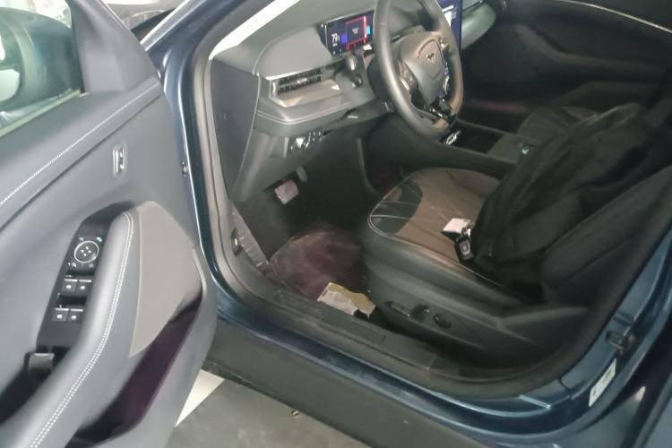 Used Ford Mustang Mach-E 2021 Leap Edition Rear-Drive Version (Standard Range) Driver Seat