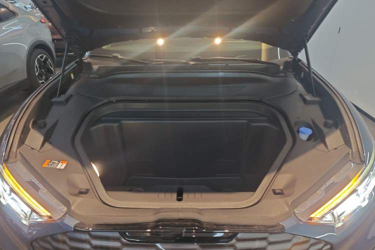 Used Ford Mustang Mach-E 2021 AION Y Plus Rear-Drive Luxury Edition (Long Range) Engine Bay