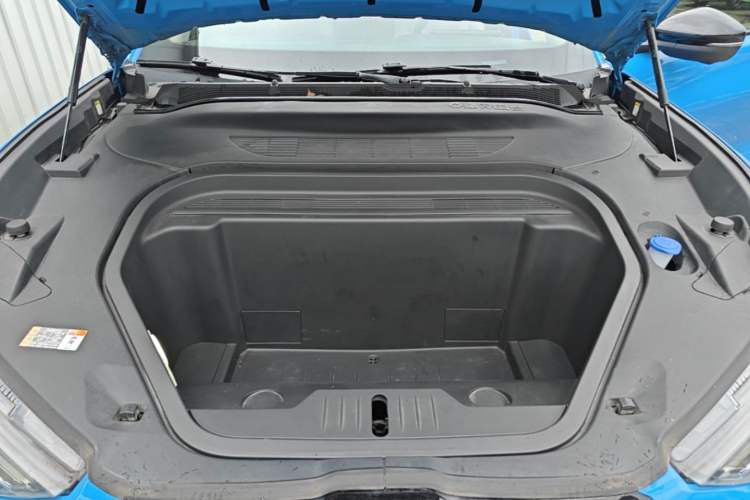 Used Ford Mustang Mach-E 2021 AION Y Plus Rear-Drive Luxury Edition (Long Range) Engine Bay