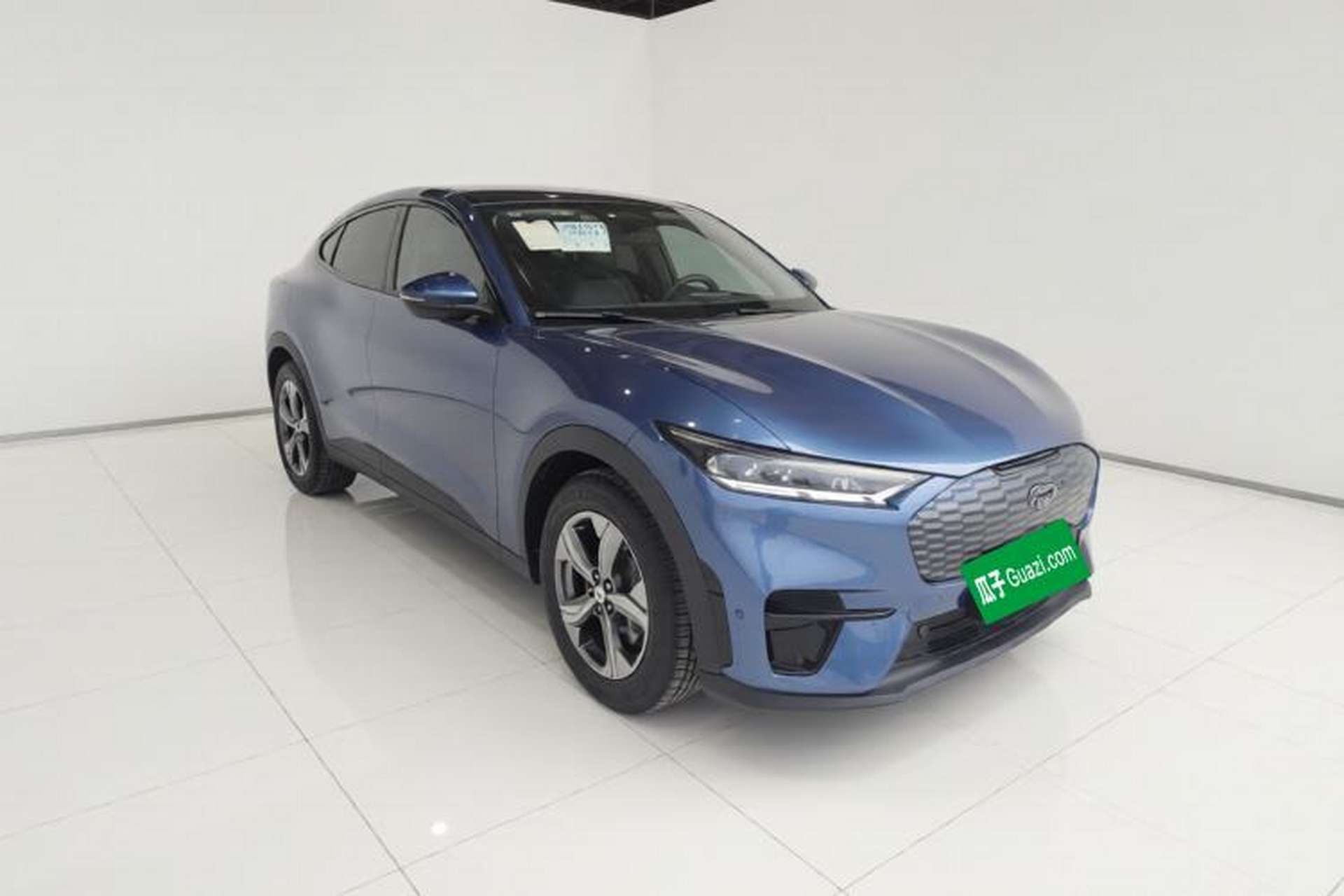 Used Ford Mustang Mach-E 2021 Leap Edition Rear-Drive Version (Standard Range) Exterior 1