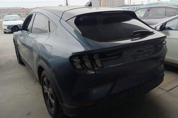 Used Ford Mustang Mach-E 2021 Leap Edition Rear-Drive Version (Standard Range) Exterior 2