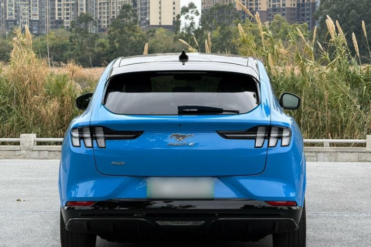 Used Ford Mustang Mach-E 2021 GT Model Exterior 7