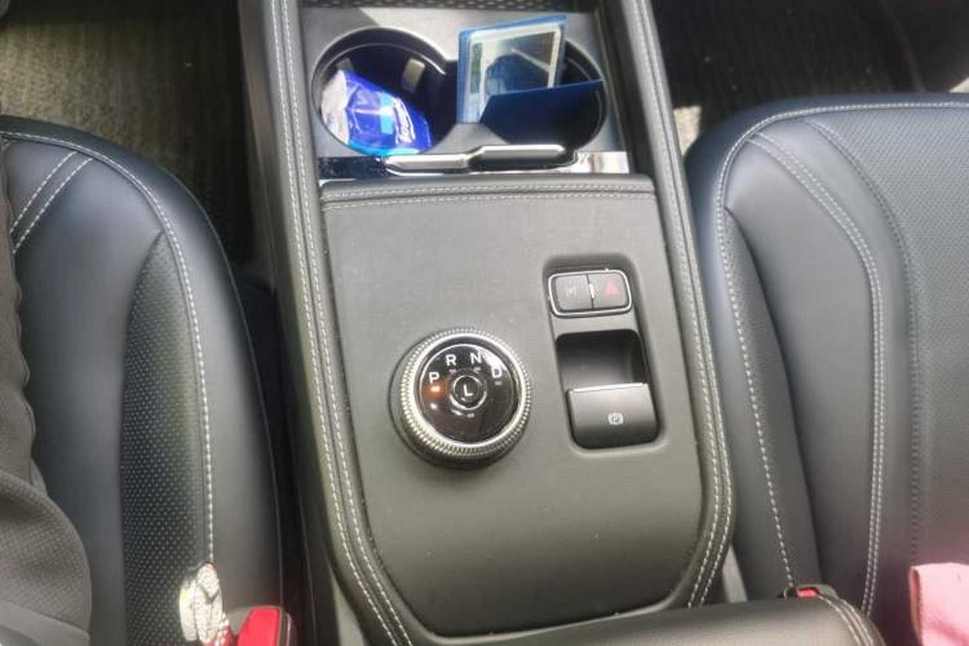Used Ford Mustang Mach-E 2021 AION Y Plus Rear-Drive Luxury Edition (Long Range) Gear Lever