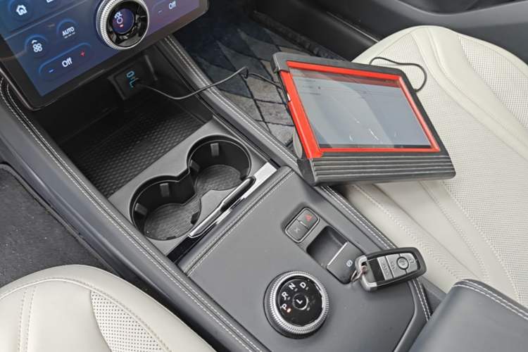 Used Ford Mustang Mach-E 2021 AION Y Plus Rear-Drive Luxury Edition (Long Range) Gear Lever