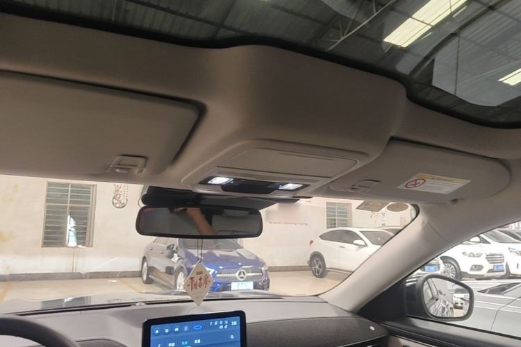 Used Ford Mustang Mach-E 2021 AION Y Plus Rear-Drive Luxury Edition (Long Range) Headliner