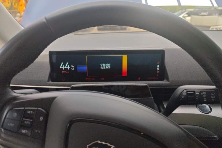 Used Ford Mustang Mach-E 2021 Leap Edition Rear-Drive Version (Standard Range) Instrument Cluster