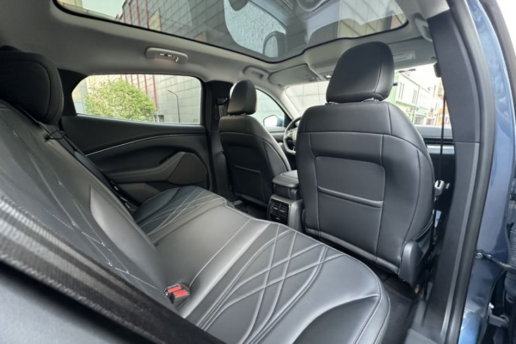 Used Ford Mustang Mach-E 2021 Leap Edition Rear-Drive Version (Standard Range) Interior 8