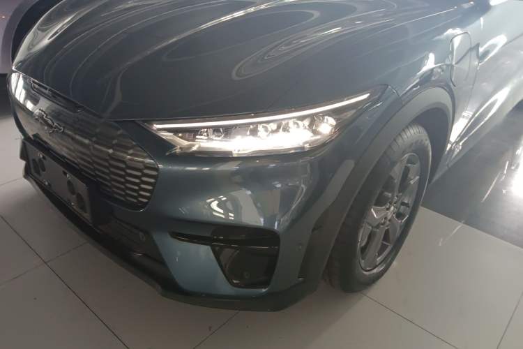 Used Ford Mustang Mach-E 2021 Leap Edition Rear-Drive Version (Standard Range) Left Front Headlight