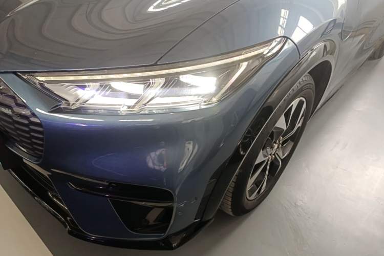 Used Ford Mustang Mach-E 2021 AION Y Plus Rear-Drive Luxury Edition (Long Range) Left Front Headlight