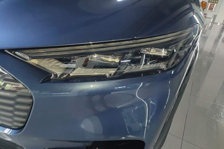 Used Ford Mustang Mach-E 2021 AION Y Plus Rear-Drive Luxury Edition (Long Range) Left Front Headlight