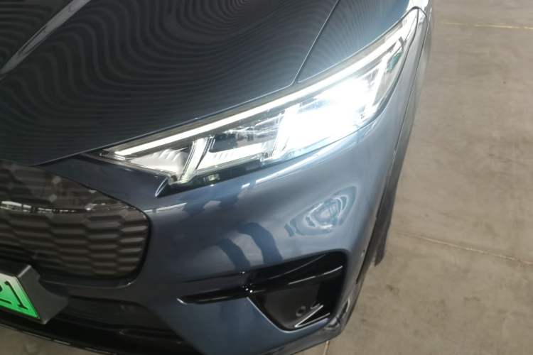Used Ford Mustang Mach-E 2021 AION Y Plus Rear-Drive Luxury Edition (Long Range) Left Front Headlight