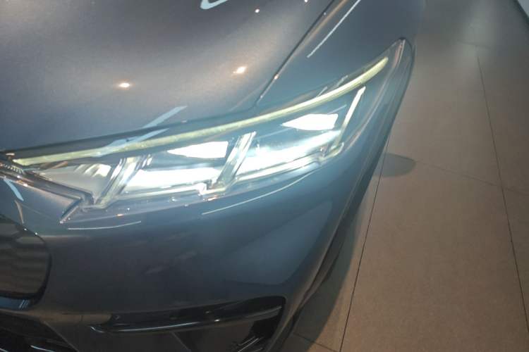 Used Ford Mustang Mach-E 2021 AION Y Plus Rear-Drive Luxury Edition (Long Range) Left Front Headlight