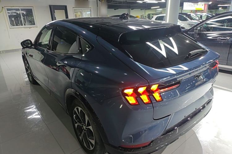 Used Ford Mustang Mach-E 2021 AION Y Plus Rear-Drive Luxury Edition (Long Range) Rear Left 45 Deg