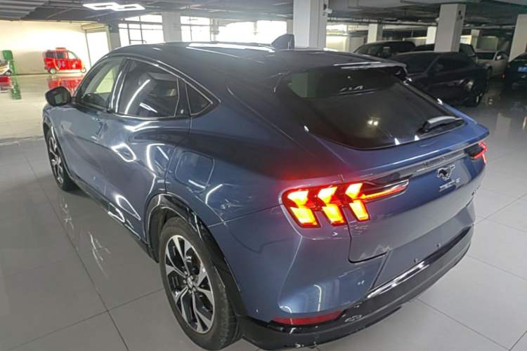 Used Ford Mustang Mach-E 2021 AION Y Plus Rear-Drive Luxury Edition (Long Range) Rear Left 45 Deg