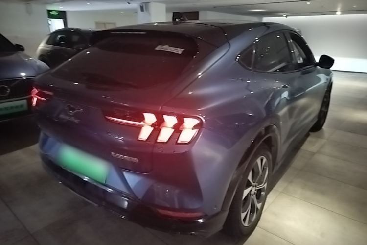 Used Ford Mustang Mach-E 2021 AION Y Plus Rear-Drive Luxury Edition (Long Range) Rear Right 45 Deg
