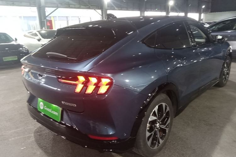 Used Ford Mustang Mach-E 2021 AION Y Plus Rear-Drive Luxury Edition (Long Range) Rear Right 45 Deg