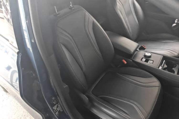 Used Ford Mustang Mach-E 2021 Wujiang Rear-Drive Version (Long Range) Right Front Seat
