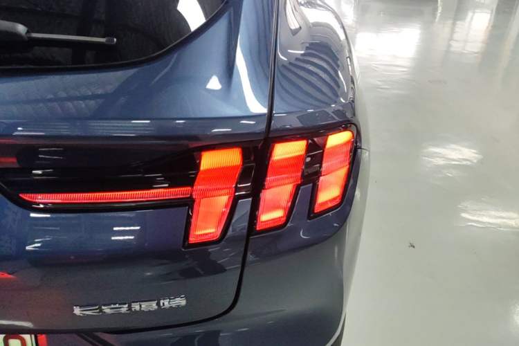 Used Ford Mustang Mach-E 2021 Wujiang Rear-Drive Version (Long Range) Right Rear Taillight