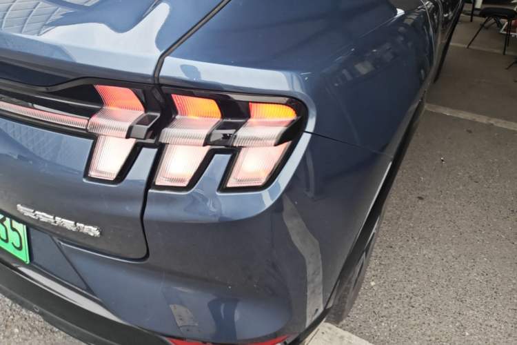 Used Ford Mustang Mach-E 2021 Wujiang Rear-Drive Version (Long Range) Right Rear Taillight