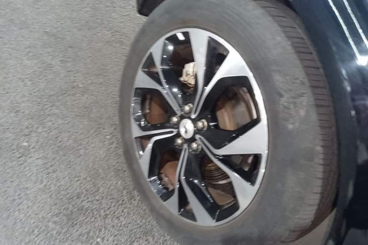 Used Ford Mustang Mach-E 2021 AION Y Plus Rear-Drive Luxury Edition (Long Range) Right Rear Wheel Hub