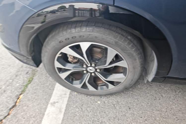 Used Ford Mustang Mach-E 2021 Wujiang Rear-Drive Version (Long Range) Right Rear Wheel Hub