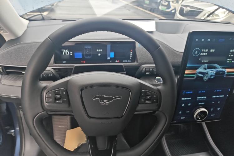 Used Ford Mustang Mach-E 2021 AION Y Plus Rear-Drive Luxury Edition (Long Range) Steering Wheel