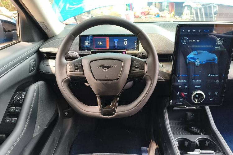Used Ford Mustang Mach-E 2021 AION Y Plus Rear-Drive Luxury Edition (Long Range) Steering Wheel