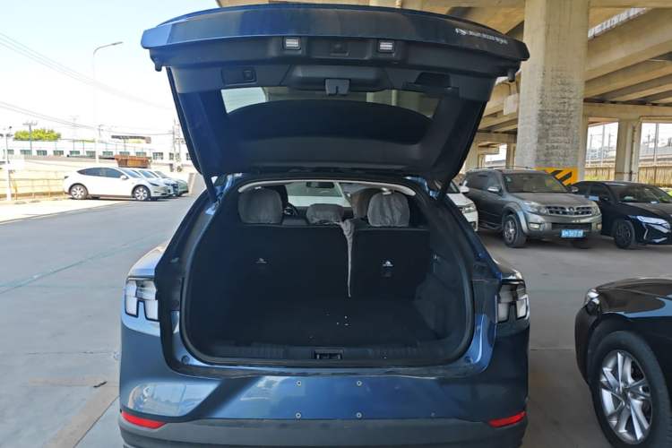 Used Ford Mustang Mach-E 2021 Leap Edition Rear-Drive Version (Standard Range) Trunk