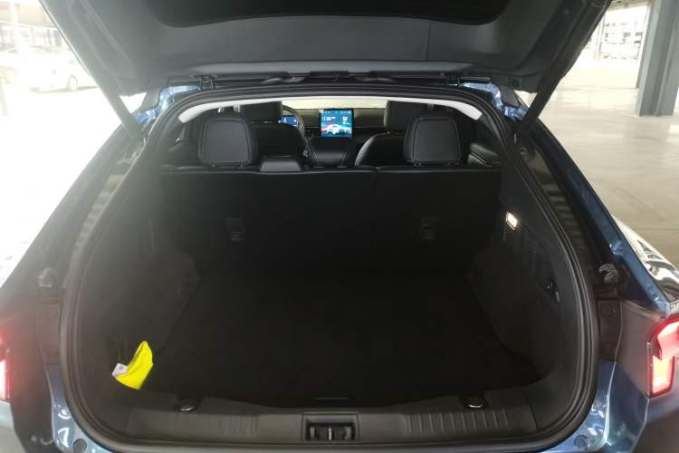 Used Ford Mustang Mach-E 2021 AION Y Plus Rear-Drive Luxury Edition (Long Range) Trunk