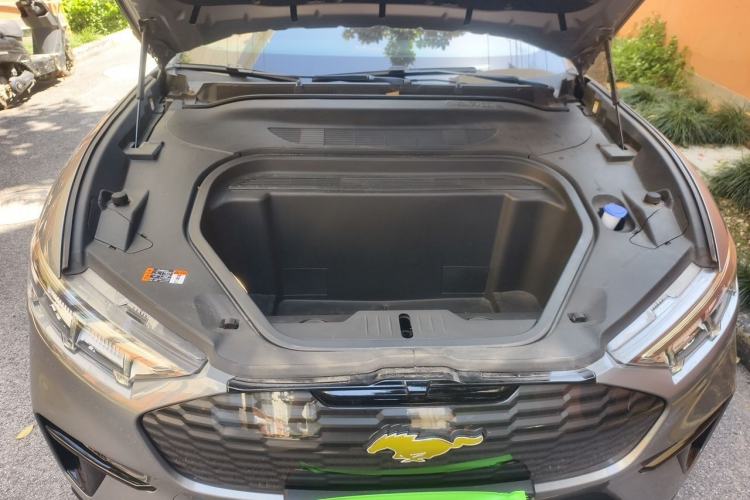Used Ford Mustang Mach-E 2021 AION Y Plus Rear-Drive Luxury Edition (Long Range) Engine Bay