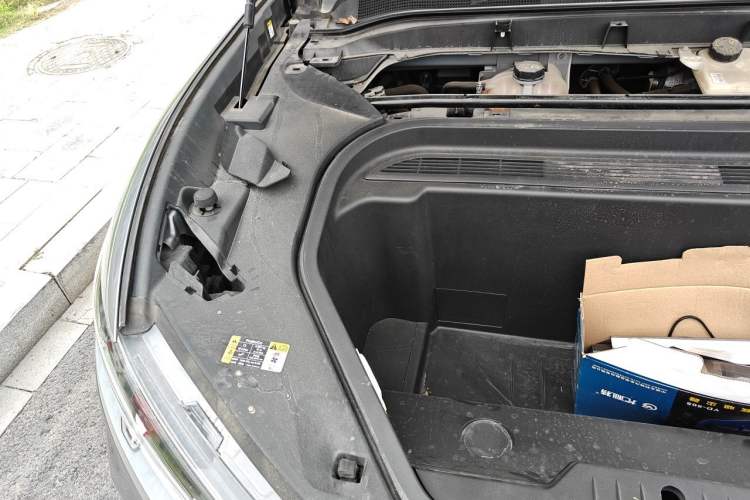 Used Ford Mustang Mach-E 2021 Leap Edition Rear-Drive Version (Standard Range) Engine Bay Right