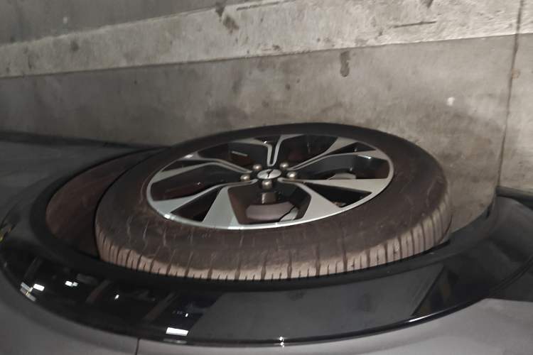 Used Ford Mustang Mach-E 2021 AION Y Plus Rear-Drive Luxury Edition (Long Range) Exterior 1