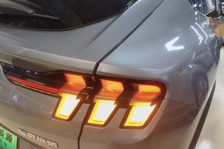 Used Ford Mustang Mach-E 2021 Wujiang Rear-Drive Version (Long Range) Exterior 6