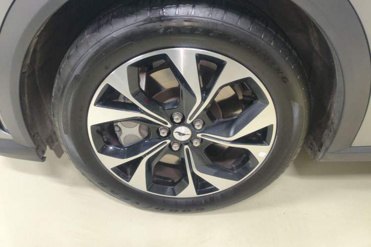 Used Ford Mustang Mach-E 2021 Wujiang Rear-Drive Version (Long Range) Exterior 7