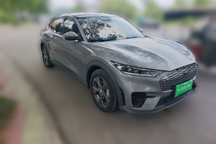 Used Ford Mustang Mach-E 2021 Leap Edition Rear-Drive Version (Standard Range) Front Right 45 Deg